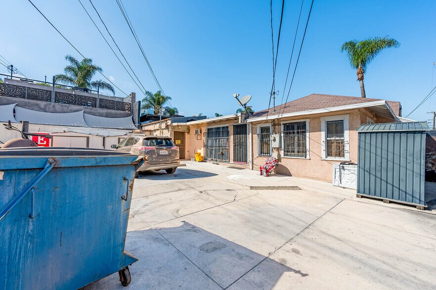 More Photos Of 2336-2338 Pacific Ave, Long Beach Storefront Retail Residential For Sale