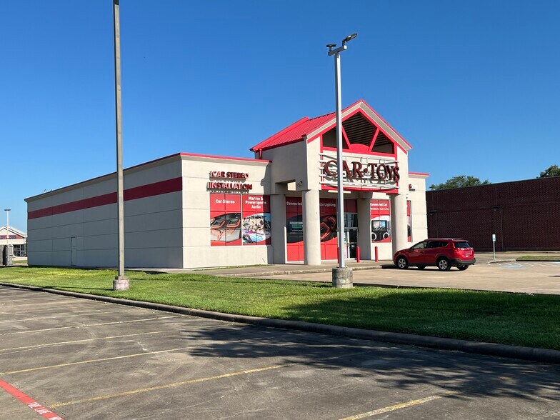 More Photos Of 2650 Highway 6 S, Houston Freestanding For Lease