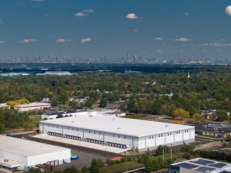 More Photos Of 110 Belmont Dr, Somerset Warehouse For Lease