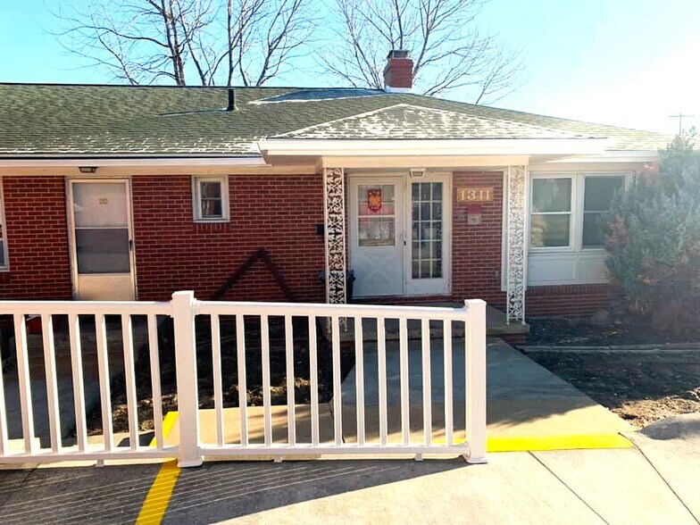 More Photos Of 1311-1315 W 1st St, Cedar Falls Apartments For Sale