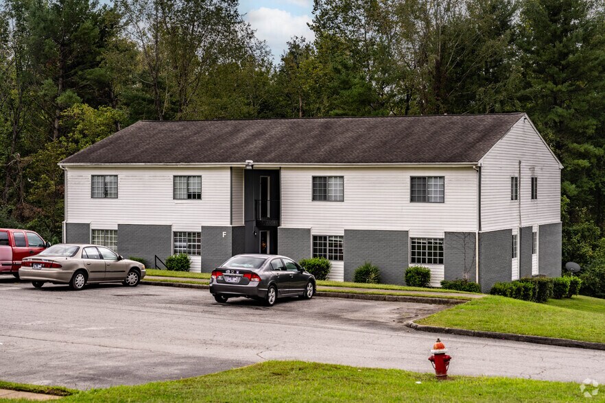 More Photos Of 1351 Avondale Dr, Clarksville Apartments For Sale