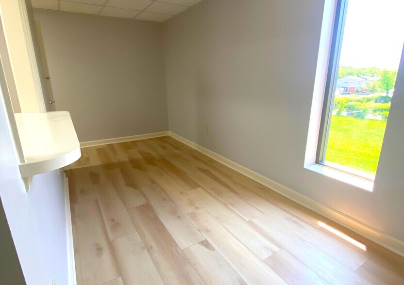 More Photos Of 413 Commonwealth Ave, Catonsville Medical For Lease