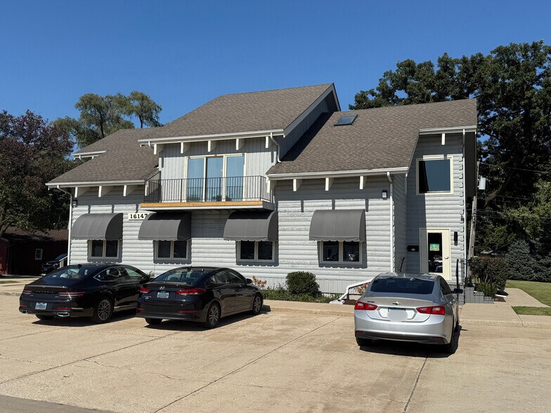 More Photos Of 16147 S Lincoln Hwy, Plainfield Office For Lease