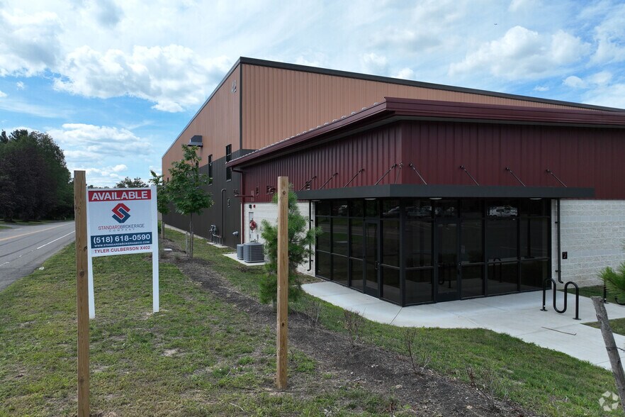 More Photos Of 42 Corporate Circle, Albany Manufacturing For Lease