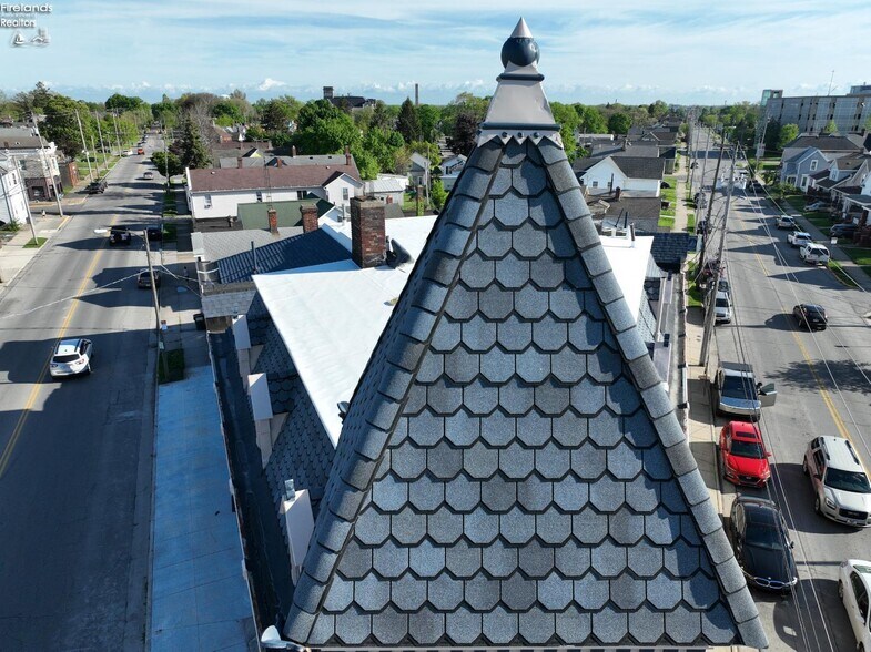 More Photos Of 801 Hayes Ave, Sandusky Storefront Retail Residential For Sale