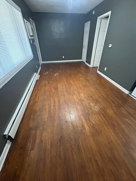 More Photos Of 1800 9th St, Des Moines Apartments For Sale