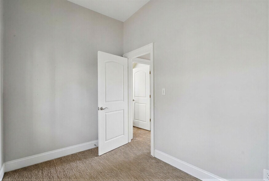 More Photos Of 1640 Piedmont Ave NE, Atlanta Office For Sale