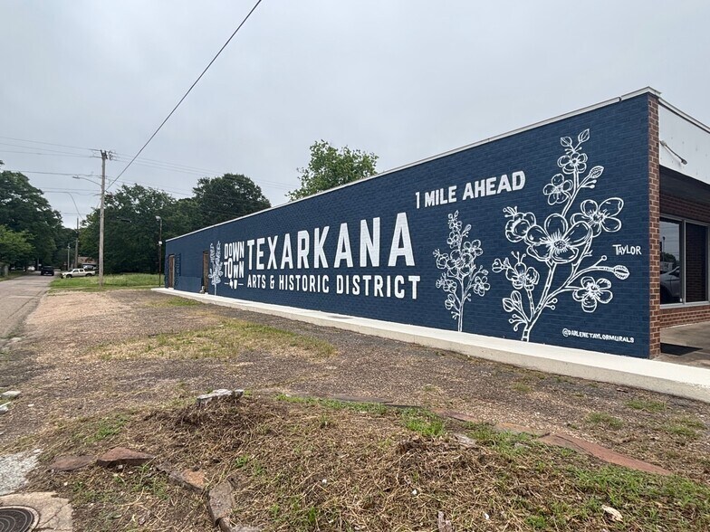 More Photos Of 2324 Texas Blvd, Texarkana General Retail For Sale