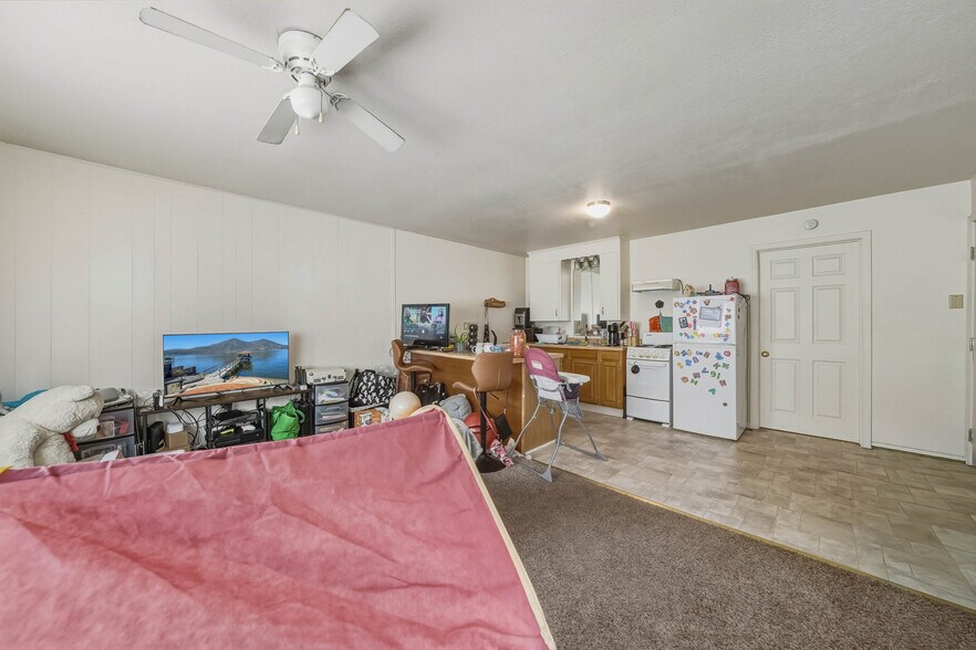 More Photos Of 14840 Valley Ave, Clearlake Multifamily For Sale