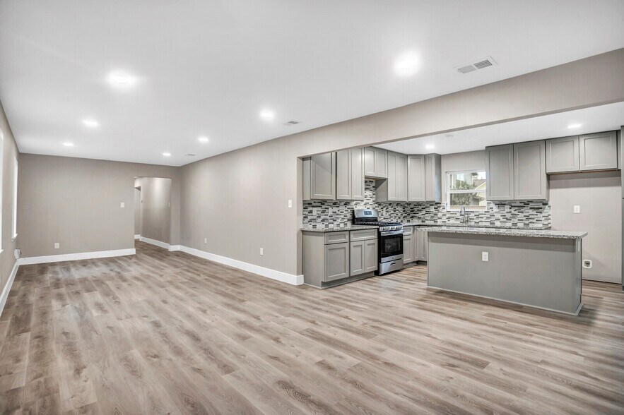 More Photos Of 601 Spring St, Round Rock Office Residential For Lease