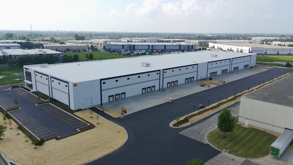 More Photos Of 1360 Schiferl Rd, Bartlett Distribution For Lease