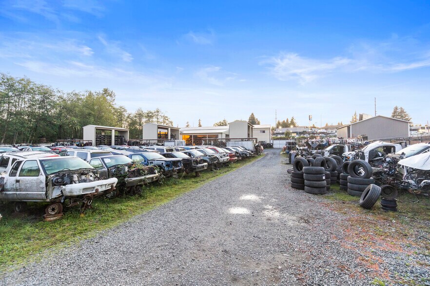 More Photos Of 13311 Highway 99, Everett Distribution For Sale