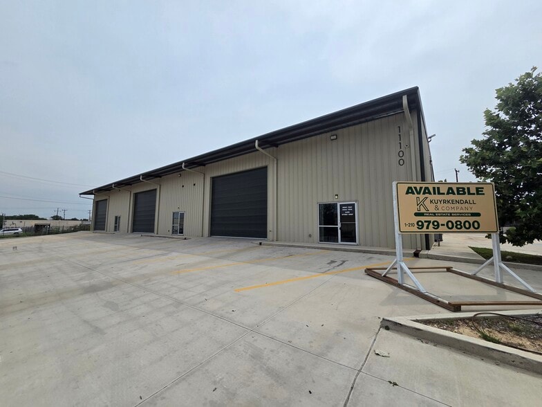 Primary Photo Of 11100 Osgood Dr, San Antonio Industrial For Lease