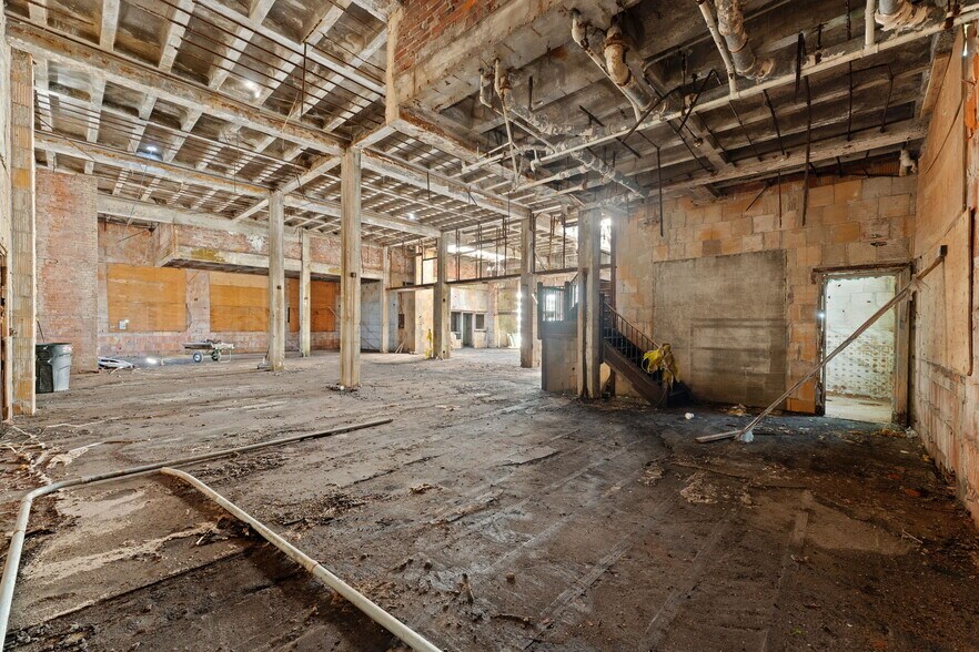 More Photos Of 1190 Main St, West Warwick Loft Creative Space For Sale