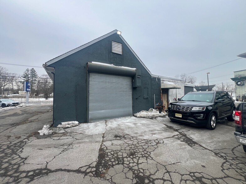 More Photos Of 2222 Hamburg Tpke, Wayne General Retail For Sale
