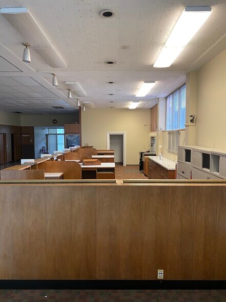 More Photos Of 612 N Queen St, Kinston Office For Lease