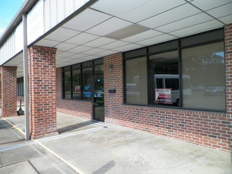 More Photos Of 2424 Old Sterlington Rd, Monroe Freestanding For Lease