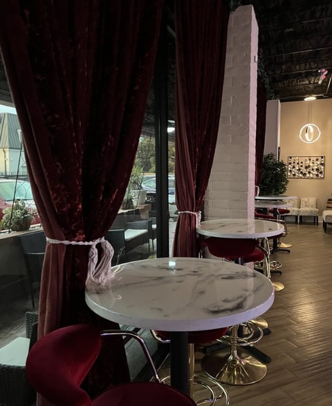 More Photos Of 14129 Memorial Dr, Houston Restaurant For Sale