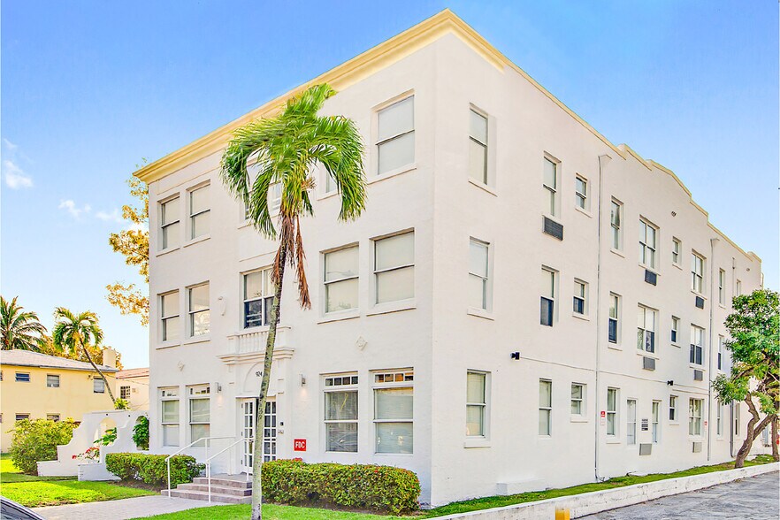 Primary Photo Of 924 Marseille Dr, Miami Beach Apartments For Sale