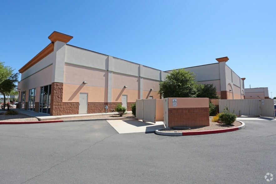 More Photos Of 736 N McQueen Rd, Gilbert Health Club For Lease