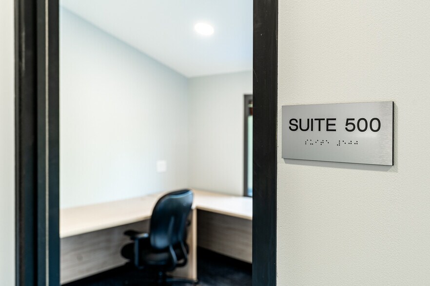 More Photos Of 6512 Main St, Buffalo Office For Lease