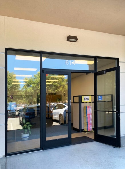 More Photos Of 46292 Warm Springs Blvd, Fremont Freestanding For Sale