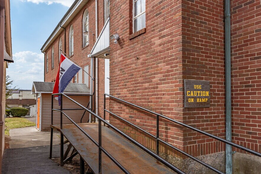 More Photos Of 1160 Chestnut St, Kulpmont Freestanding For Sale