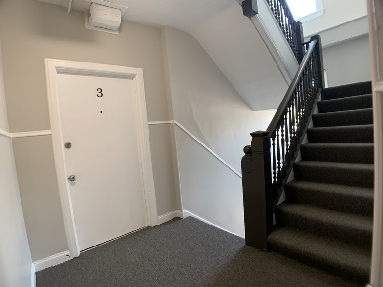 More Photos Of 105 N Depot St, Somonauk Apartments For Sale