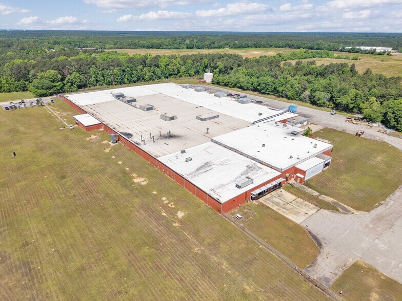 More Photos Of 11200 Dunbarton Blvd, Barnwell Manufacturing For Lease