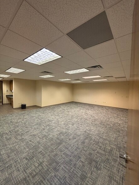 More Photos Of 1720 Jet Stream Dr, Colorado Springs Medical For Lease