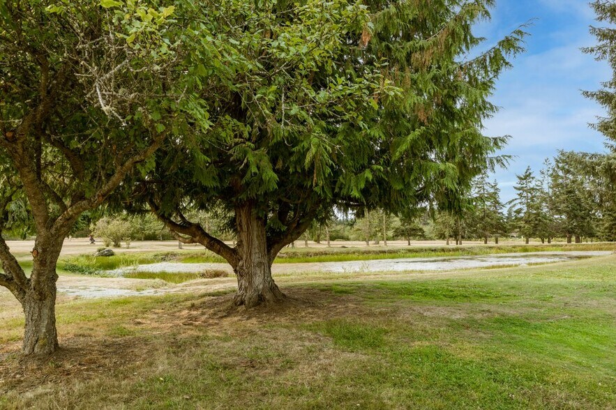 More Photos Of 597 Ducken Rd, Oak Harbor Golf Course Driving Range For Sale