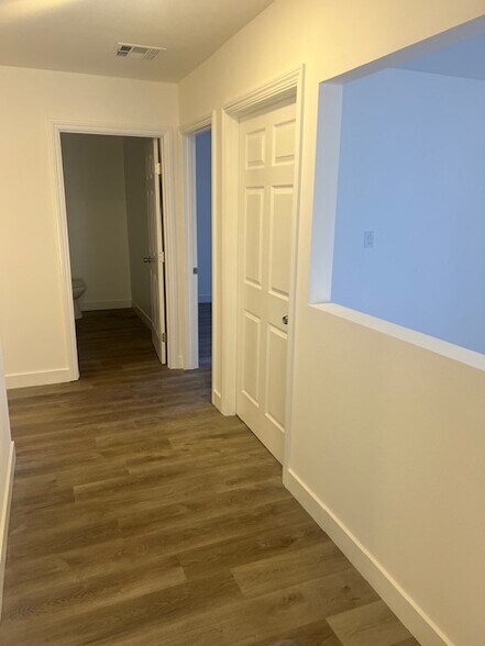 More Photos Of 1703 Civic Center Dr, North Las Vegas Medical For Lease