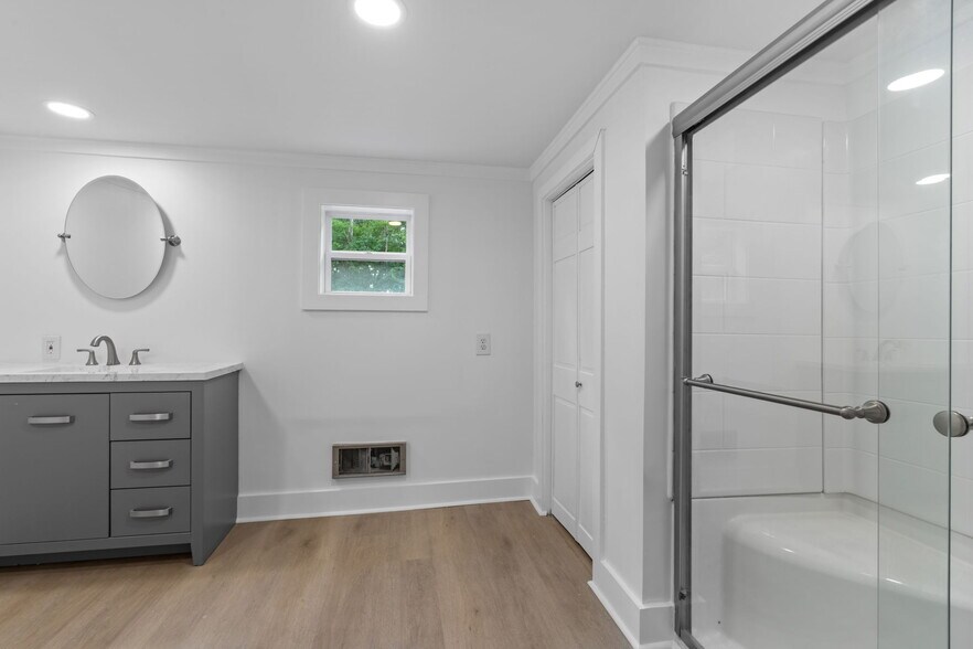 More Photos Of 122 Highlands View Rd, Highlands Specialty For Sale