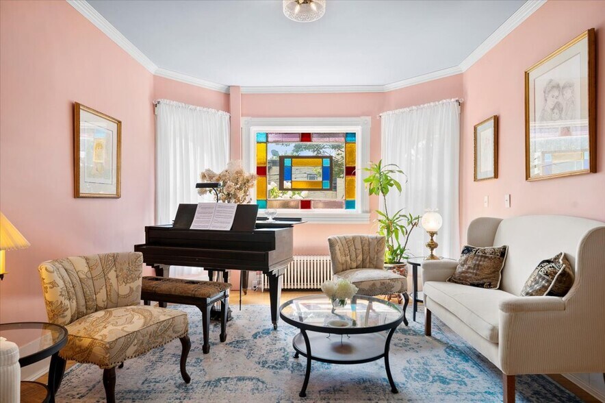 More Photos Of 153 Bay St, Glens Falls Hospitality For Sale