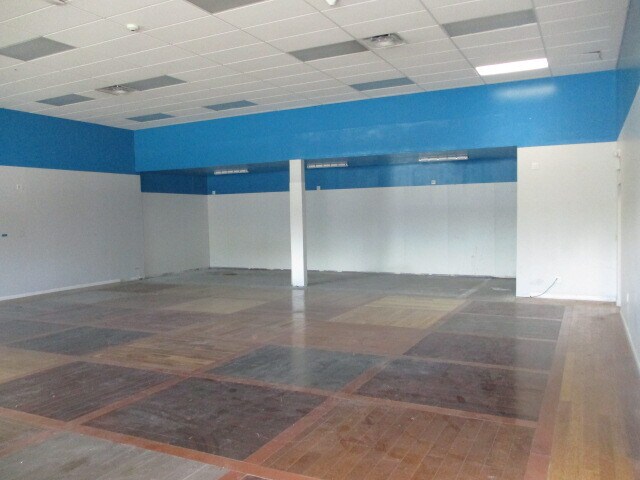 More Photos Of 2685 E Leland Rd, Pittsburg Freestanding For Lease