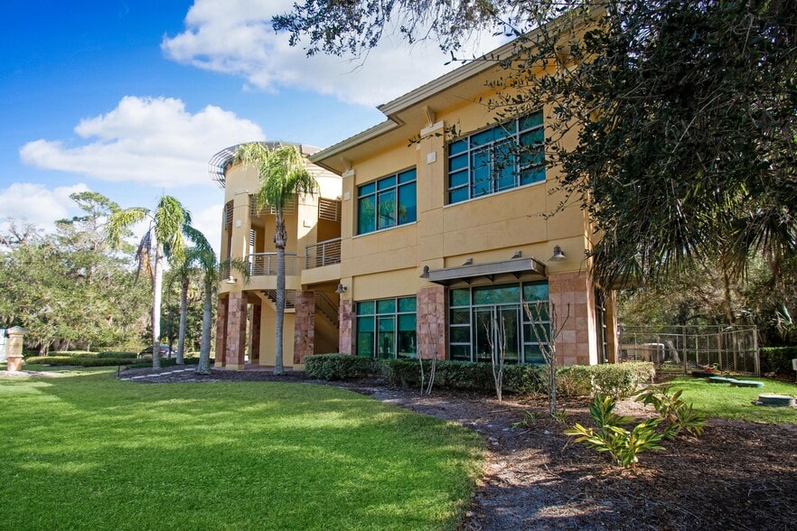 More Photos Of 6 Meridian Home Ln, Palm Coast Office For Lease