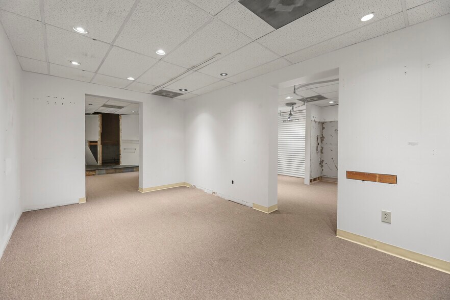 More Photos Of 1311 East St, Pittsfield Warehouse For Sale