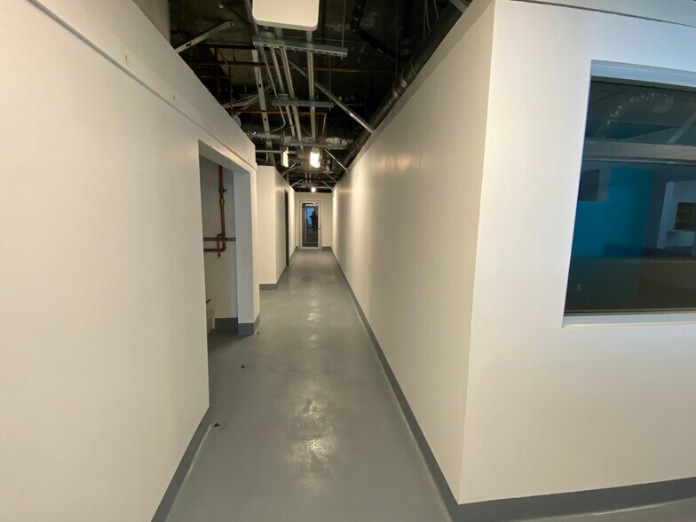 More Photos Of 1243 S Olive St, Los Angeles Apartments For Lease