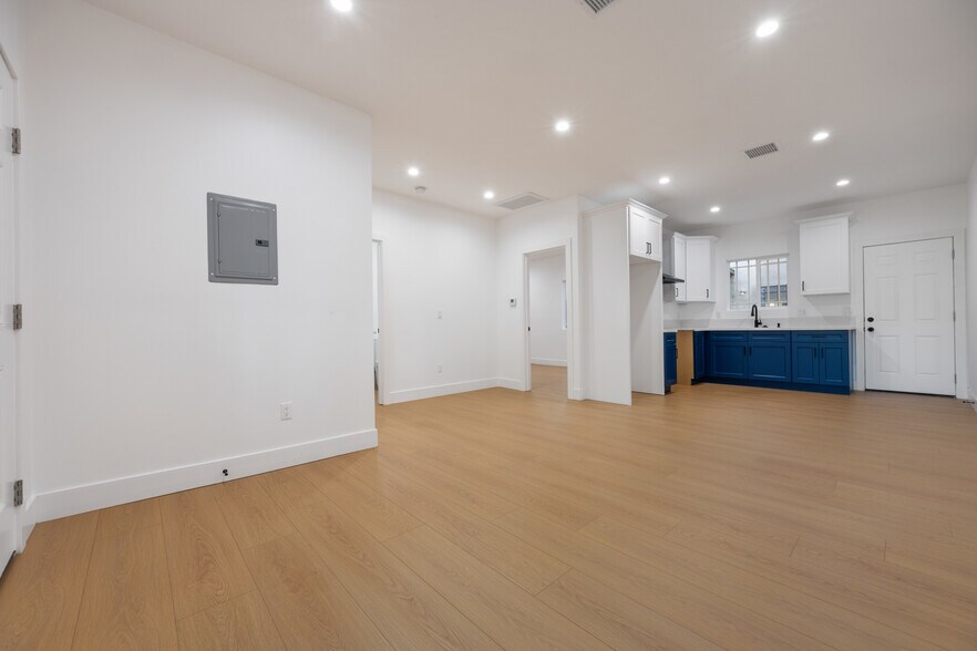 More Photos Of 8405 McKinley Ave, Los Angeles Multifamily For Sale