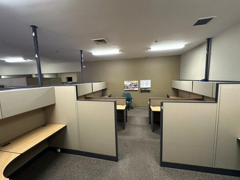 More Photos Of 2250 E Busch Blvd, Tampa Office For Sale