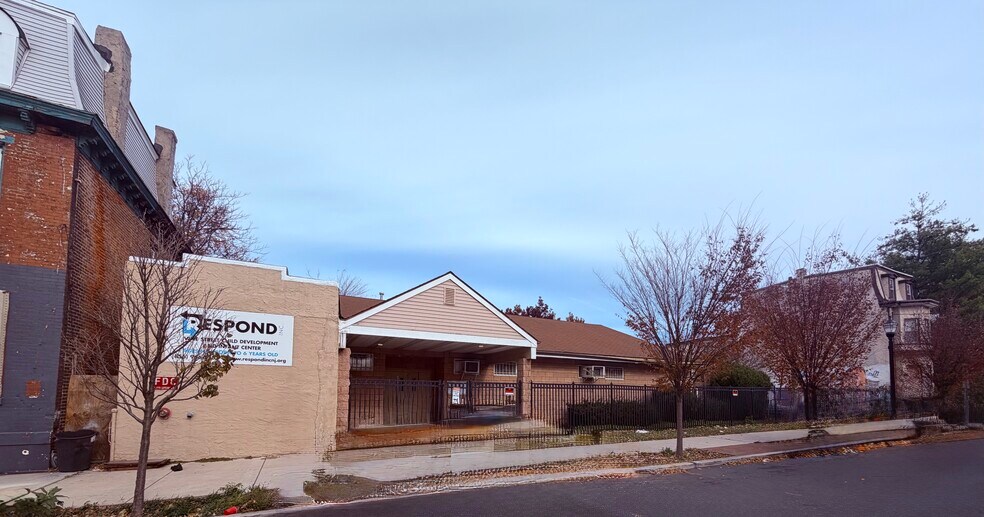 Primary Photo Of 309 Vine St, Camden Daycare Center For Sale