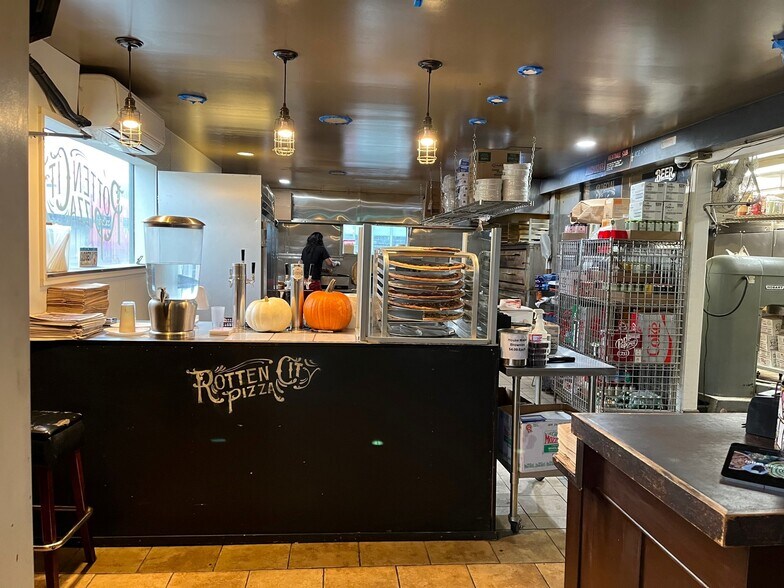 More Photos Of 6613 Hollis St, Emeryville Flex For Sale