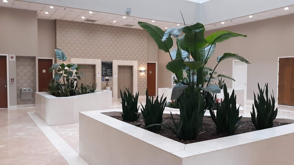 More Photos Of 2841 Hartland Rd, Falls Church Office For Sale