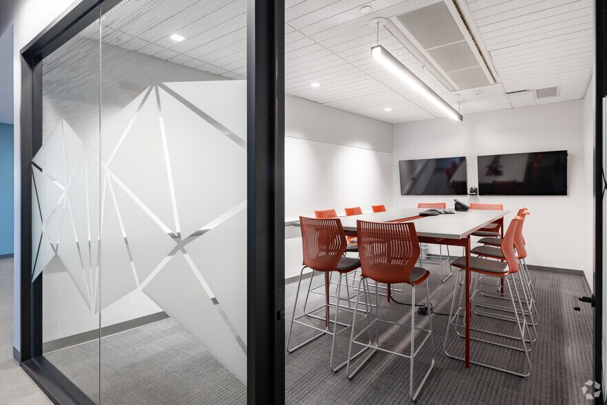 More Photos Of 400 Fairview Ave N, Seattle Office For Lease