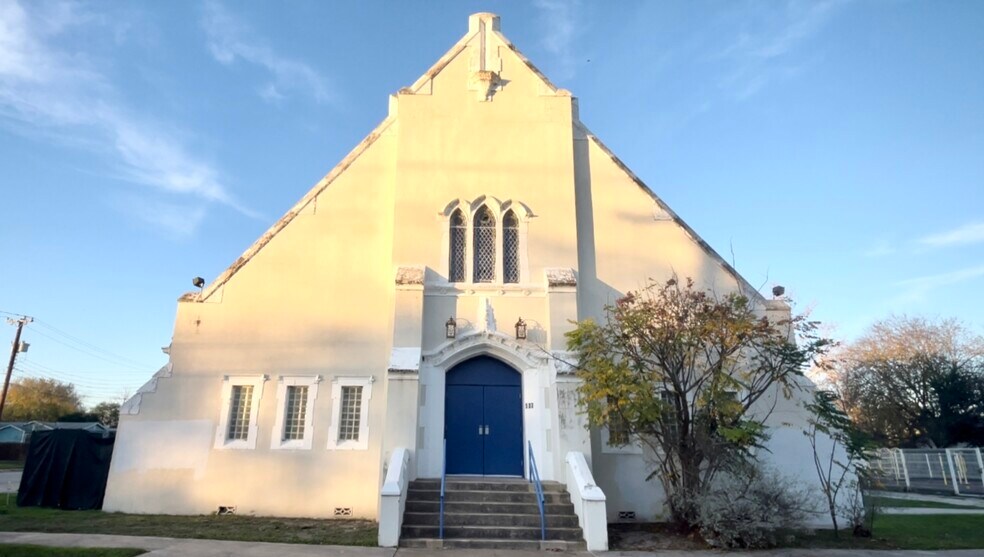 More Photos Of 507 E Mayfield Blvd, San Antonio Religious Facility For Sale