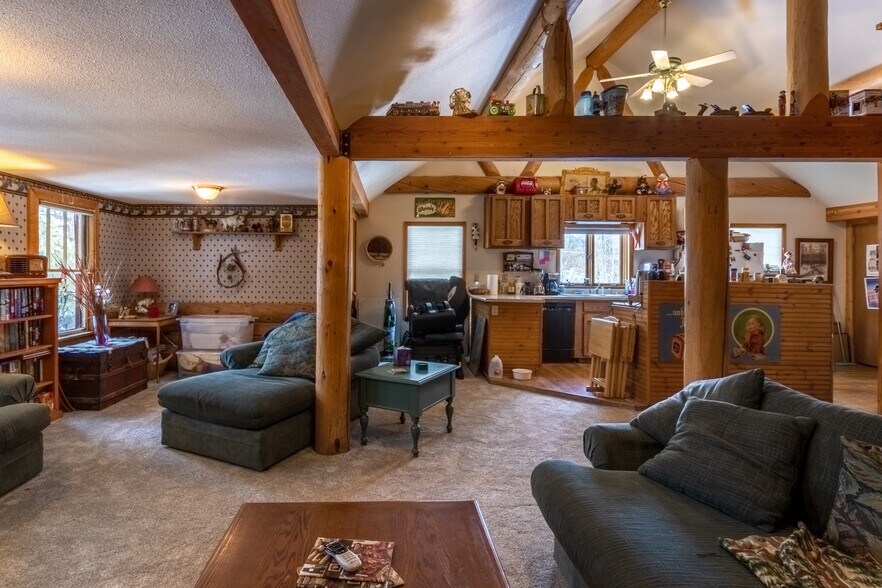 More Photos Of 600 Marina Dr, Grand Lake Restaurant For Sale