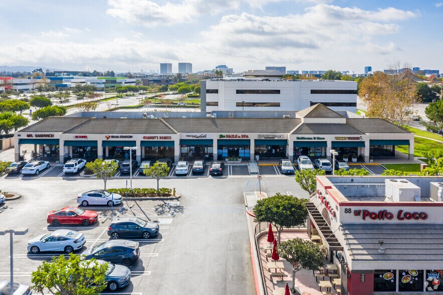 More Photos Of 92 Corporate Park, Irvine Storefront Retail Office For Lease