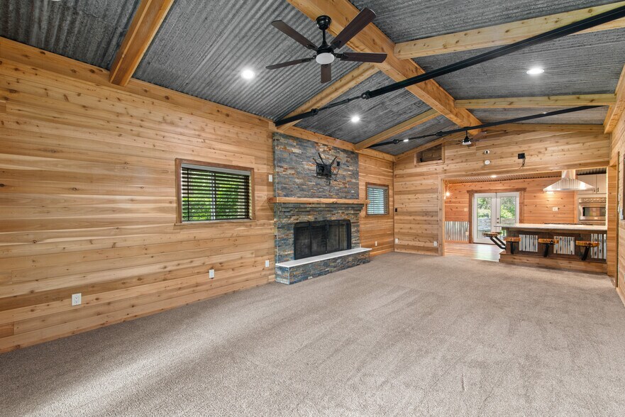 More Photos Of 18222 W FM 1097 Rd, Montgomery Flex For Lease
