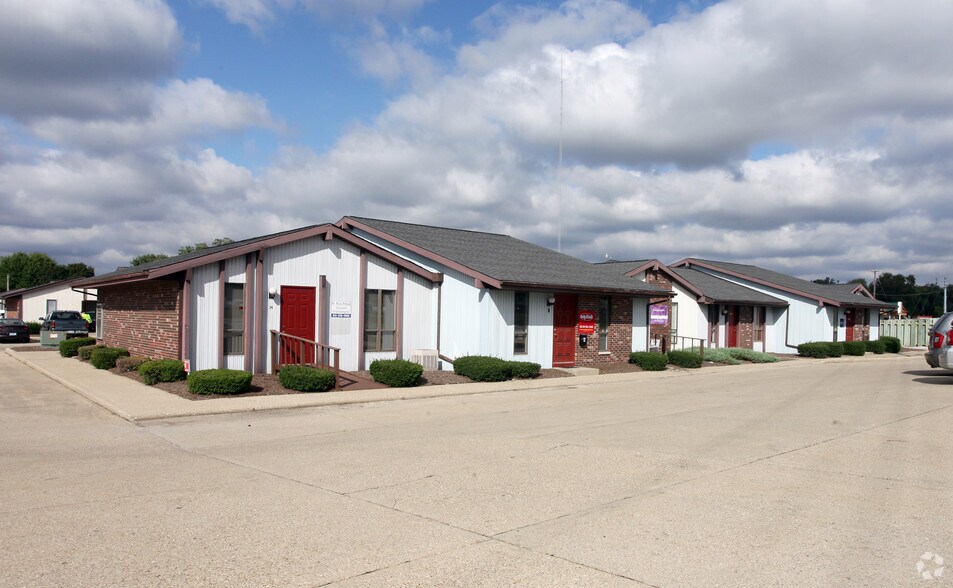Primary Photo Of 1400 E Pugh Dr, Terre Haute Office For Lease