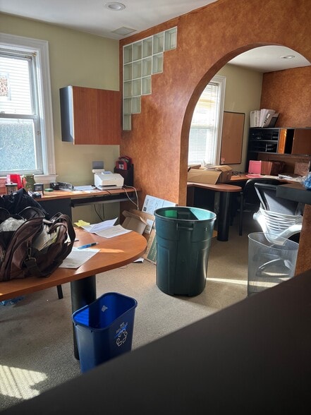 More Photos Of 18 Halstead Ave, Harrison Office For Sale